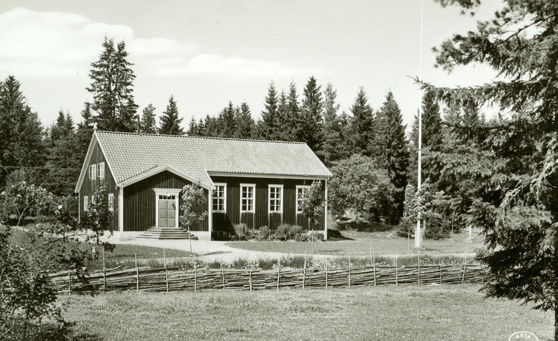 Lagga hembygdsgård började byggas av byborna tillsammans år 1934. 